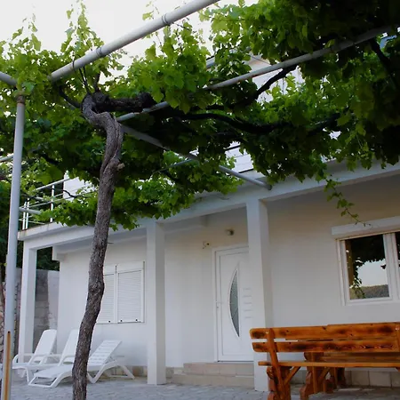 Stone Oasis House - With Panoramic View Villa Mostar