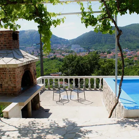 Stone Oasis House - With Panoramic View *