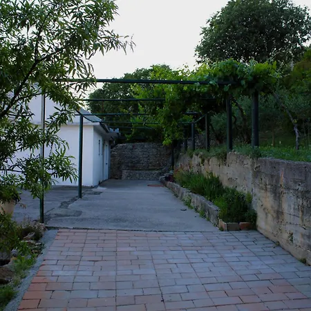 Stone Oasis House - With Panoramic View